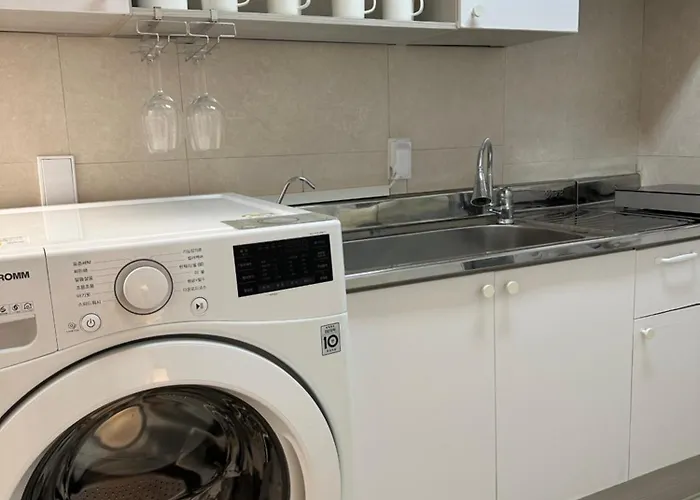 Zentea House Station Branch Apartment Busan